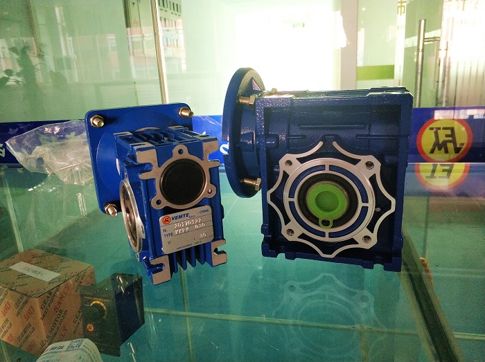 輸送機(jī)減速機(jī)，3KW減速機(jī),齒輪減速電機(jī),NMRV減速機(jī),蝸輪蝸桿減速機(jī)